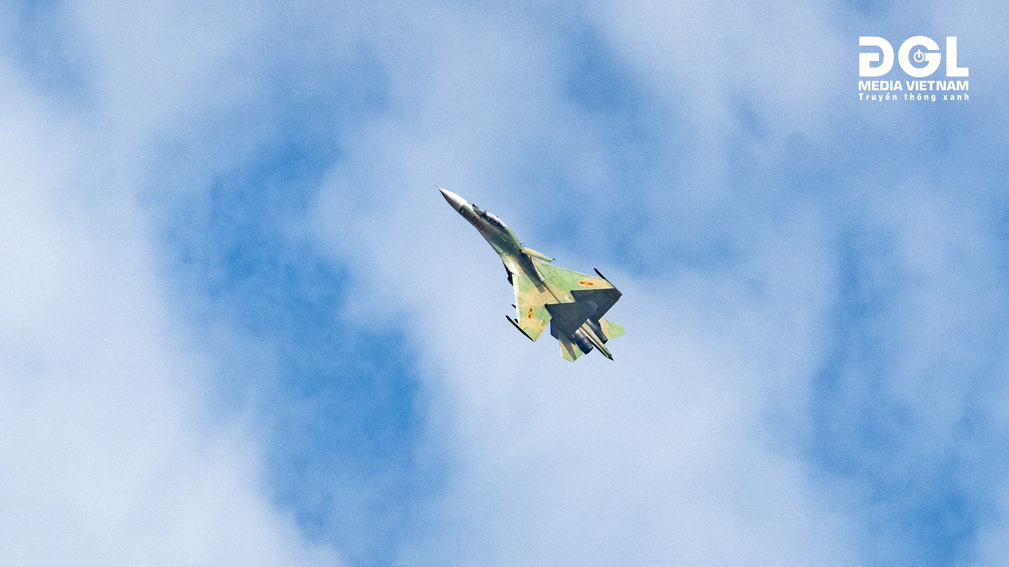 TỐC ĐỘ NHANH - THỂ THAO